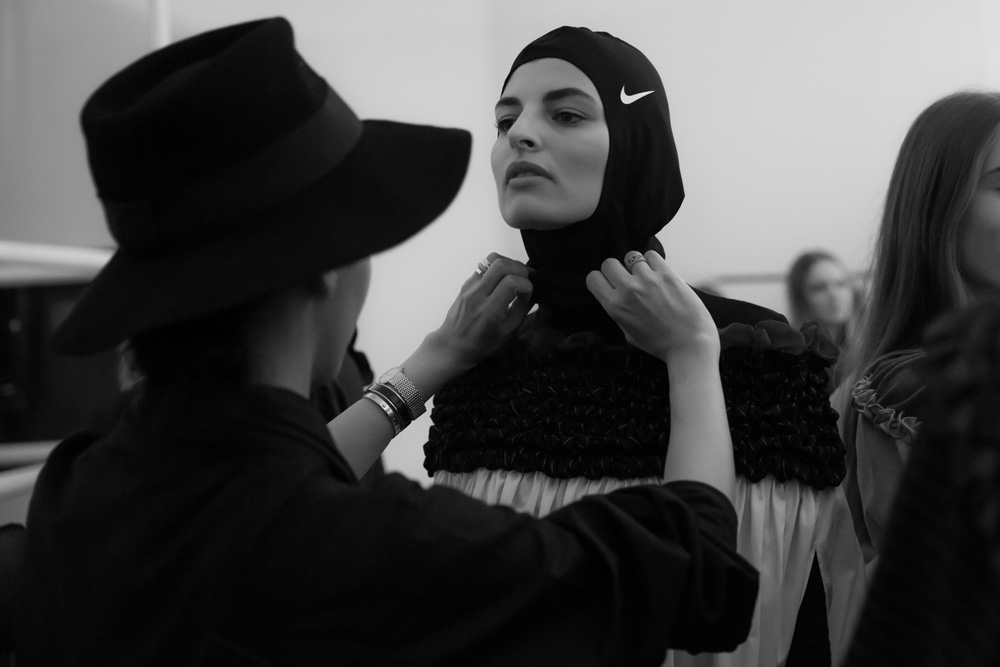 FIRST LOOK AT NIKE’S ACTIVEWEAR HIJAB AT FASHION FORWARD DUBAI